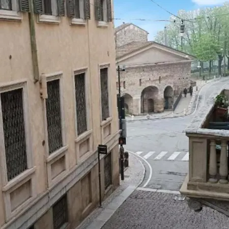 St. James Home Citta Alta Bergamo Exterior photo